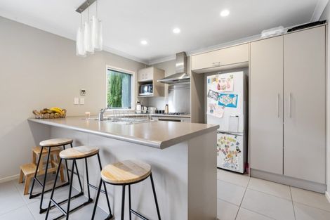 Photo of property in 82a Kirton Drive, Riverstone Terraces, Upper Hutt, 5018