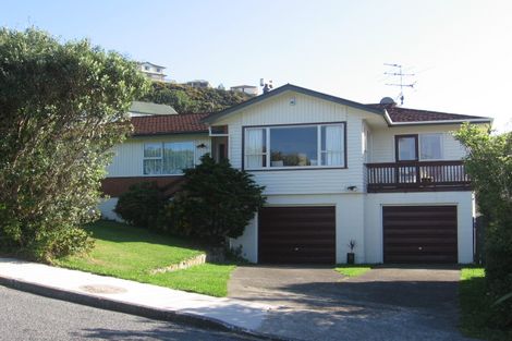 Photo of property in 5 Safari Crescent, Johnsonville, Wellington, 6037