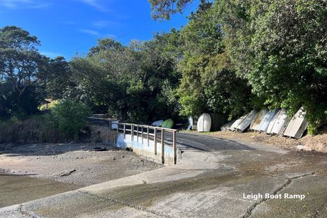 Photo of property in 69 Seaview Heights, Whangateau, 0985