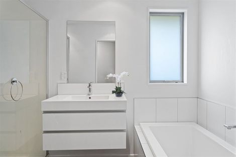 Photo of property in 2/28 Ottawa Road, Wainoni, Christchurch, 8061