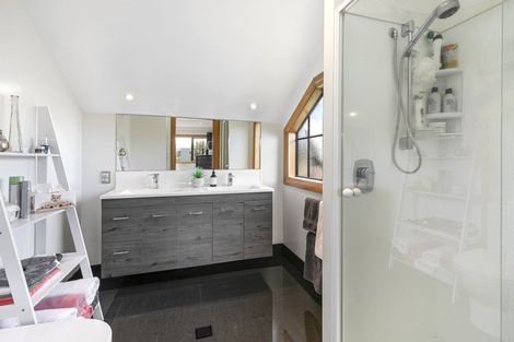 Photo of property in 5a Kauri Street, Woburn, Lower Hutt, 5011