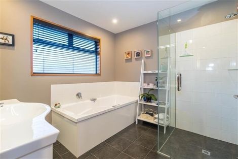 Photo of property in 2 Crossan Terrace, Mosgiel, 9092