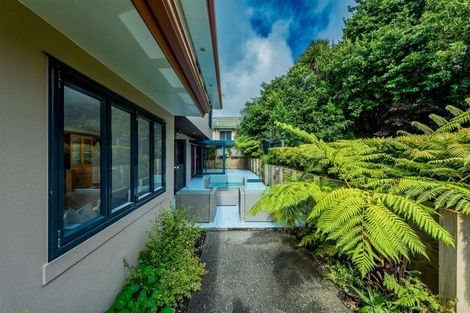 Photo of property in 25 Hogarth Rise, West Harbour, Auckland, 0618