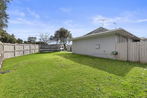 Photo of property in 58 Prince Regent Drive, Half Moon Bay, Auckland, 2012