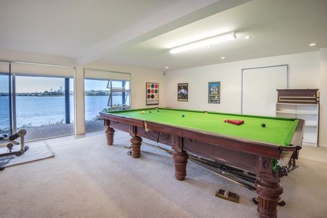 Photo of property in 2/35 Beresford Street, Bayswater, Auckland, 0622