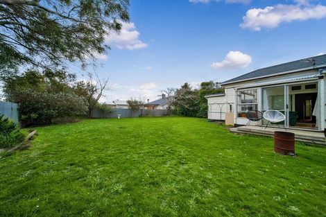 Photo of property in 25 Argyle Street, Hawera, 4610