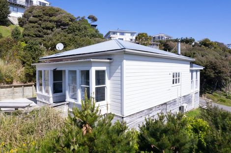 Photo of property in 40 Papakowhai Road, Papakowhai, Porirua, 5024