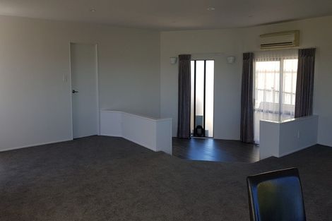 Photo of property in 26 Mayall Avenue, Beach Haven, Auckland, 0626
