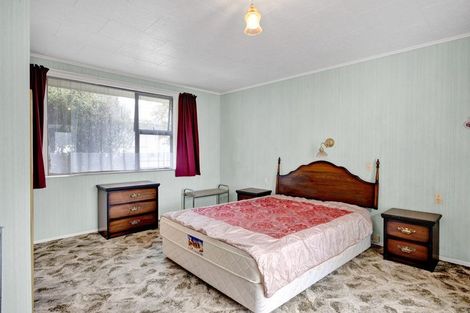 Photo of property in 27 Pacey Avenue, Hawera, 4610