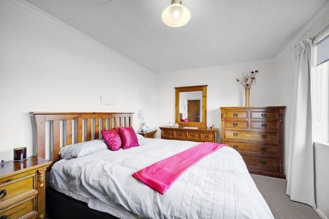 Photo of property in 5 Flint Road West, Stratford, 4332