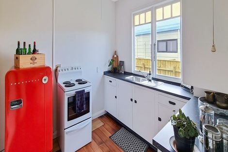 Photo of property in 23 Ross Street, Marton, 4710