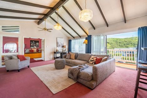 Photo of property in 6 Haast Close, Kelson, Lower Hutt, 5010