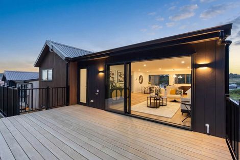 Photo of property in 242d West Hoe Heights, Orewa, 0931