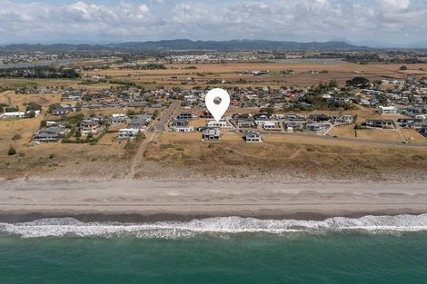 Photo of property in 60 Pacific Parade, Coastlands, Whakatane, 3120