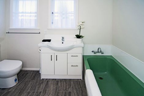 Photo of property in 107 Dixon Street, Masterton, 5810