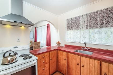 Photo of property in 9 Tesla Place, Totara Vale, Auckland, 0629