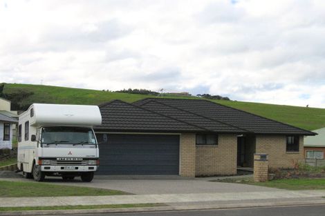 Photo of property in 17 Governor Grey Road, Snells Beach, 0920