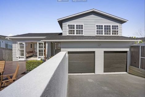 Photo of property in 69 Ravenwood Drive, Forrest Hill, Auckland, 0620