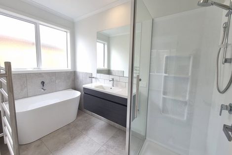 Photo of property in 12 Julie Lane, Papamoa, 3118