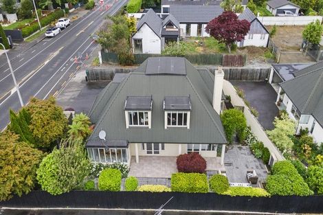 Photo of property in 95 Clyde Road, Ilam, Christchurch, 8041