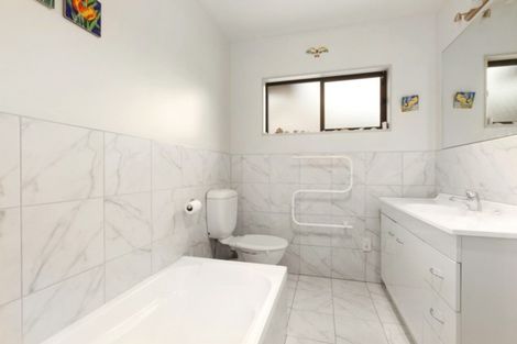 Photo of property in 18a Latitude Close, Whitby, Porirua, 5024