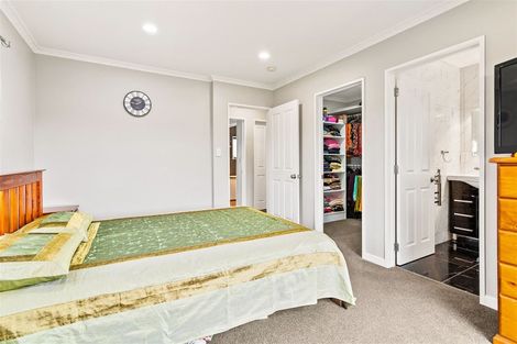 Photo of property in 14 Bradnor Meadows Drive, Swanson, Auckland, 0612