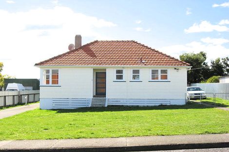 Photo of property in 9 Churchill Street, Waipukurau, 4200