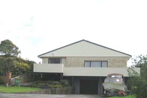 Photo of property in 16 White Heron Drive, Massey, Auckland, 0614