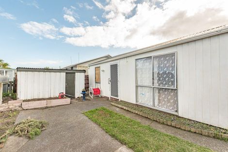 Photo of property in 19a Egmont Street, Castlecliff, Whanganui, 4501