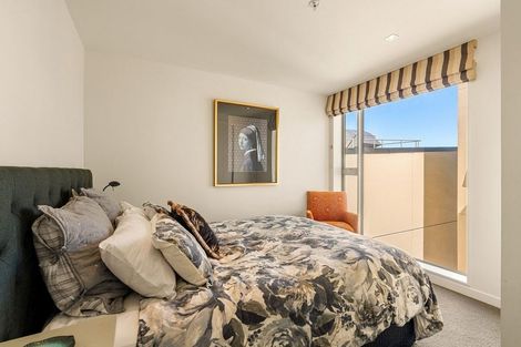 Photo of property in Portal Apartments, 8a/42 Cable Street, Te Aro, Wellington, 6011