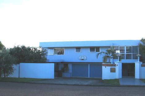 Photo of property in 4 Icarus Place, Half Moon Bay, Auckland, 2012