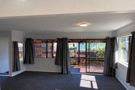 Photo of property in 1/10 Imogene Way, Half Moon Bay, Auckland, 2012