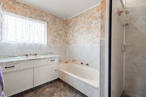 Photo of property in 18 Rutland Street, Fairview Downs, Hamilton, 3214