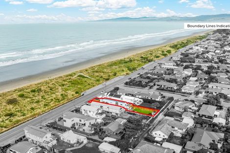 Photo of property in 10 Marine Parade, North New Brighton, Christchurch, 8083