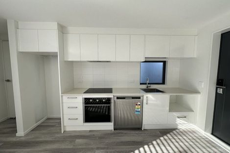 Photo of property in 2/58 Division Street, Riccarton, Christchurch, 8041