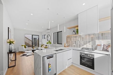 Photo of property in 48 Opoka Street, Papakura, 2110