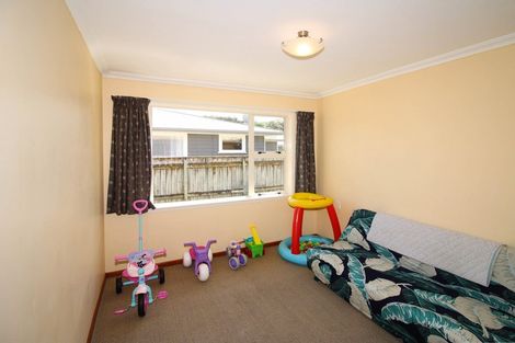 Photo of property in 87 Brandon Street, Featherston, 5710