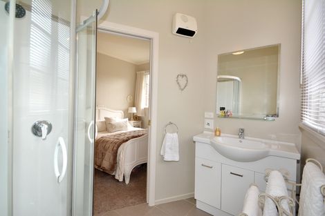 Photo of property in 8 Braeburn Street, Vauxhall, Dunedin, 9013