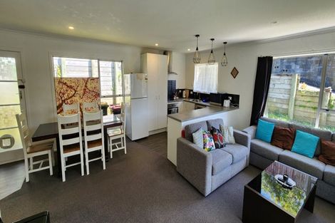 Photo of property in 6a Brierley Place, Marfell, New Plymouth, 4310