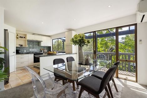 Photo of property in 154 Stapleford Crescent, Browns Bay, Auckland, 0630