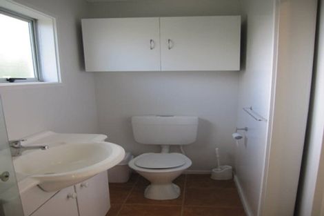 Photo of property in 11 Babington Place, Torbay, Auckland, 0630