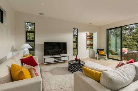 Photo of property in 21b Churchouse Road, Greenhithe, Auckland, 0632