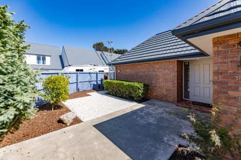 Photo of property in 70a Jervois Street, New Brighton, Christchurch, 8061