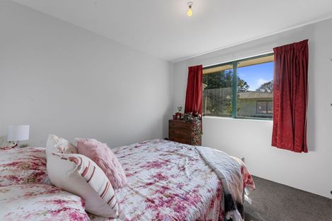 Photo of property in 10 Volta Place, Clendon Park, Auckland, 2103