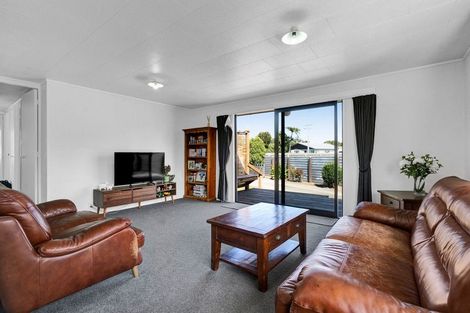 Photo of property in 7 Pitt Street, Normanby, Hawera, 4614