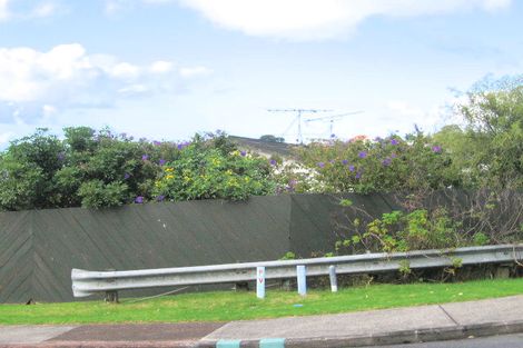 Photo of property in 5 Glenelg Road, Red Beach, 0932