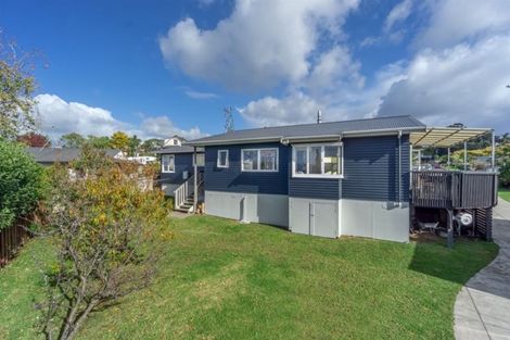 Photo of property in 32 Fairway Avenue, Red Beach, 0932