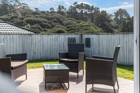Photo of property in 4 Moonsail Drive, Whitby, Porirua, 5024