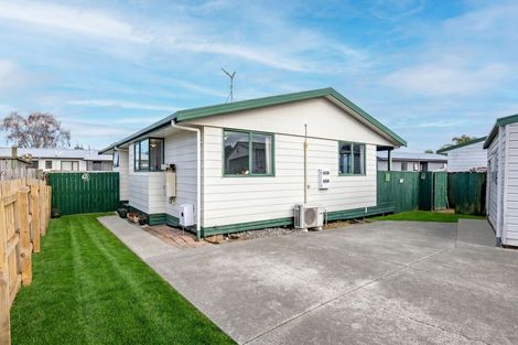Photo of property in 5 Pringle Place, Nawton, Hamilton, 3200