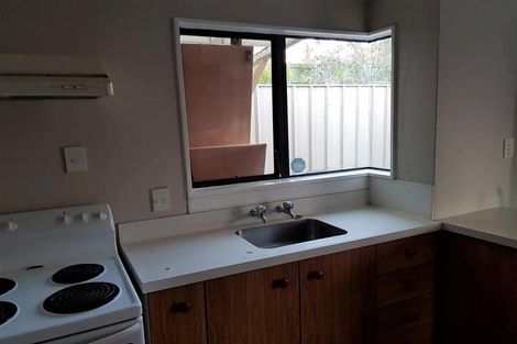 Photo of property in 21 Dahlstrom Grove, Kelvin Grove, Palmerston North, 4414